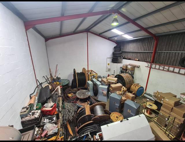 192M² WAREHOUSE TO LET IN BRACKENFELL SOUTH
